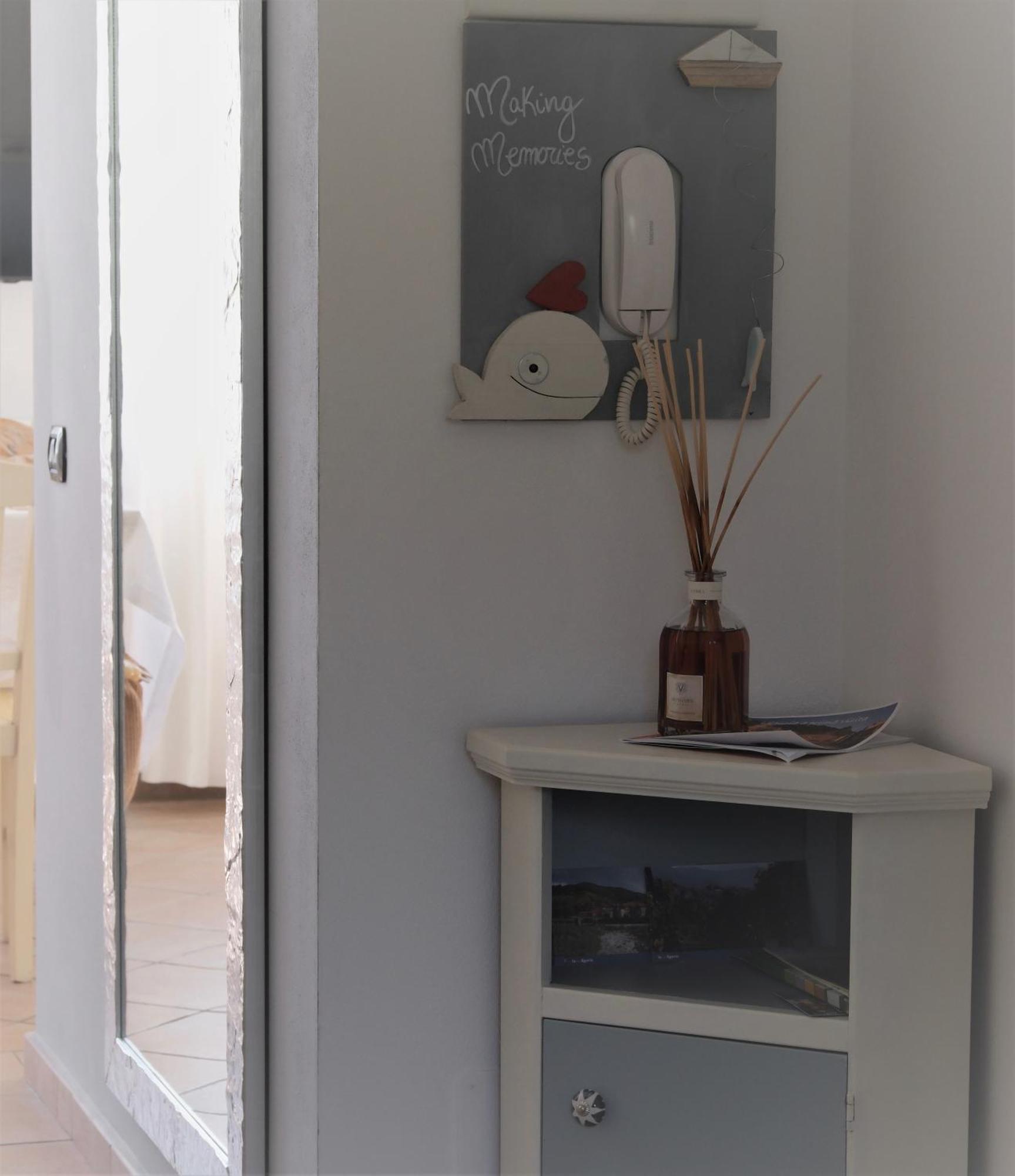 My Place Your Place Corniglia Extérieur photo